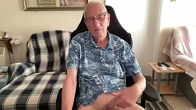 NaughtyNinaX – webcam model profile photo Image 19