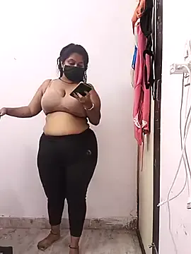 CassieGil – webcam model profile photo Image 7