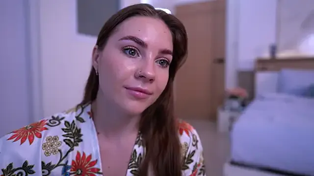 SkyLumen – webcam model profile photo Image 11