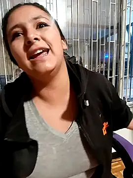 ZoeMurphy – webcam model profile photo Image 16