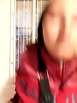 ZoeMurphy – webcam model profile photo Image 2