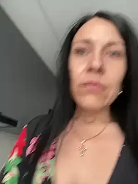 AylaRosell – webcam model profile photo Image 14