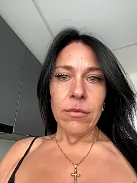 AylaRosell – webcam model profile photo Image 19