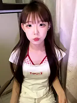 KellyBroke – webcam model profile photo Image 14