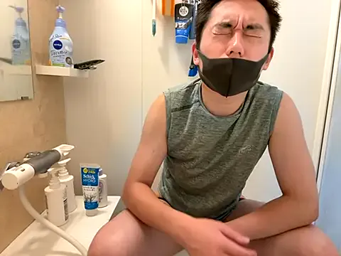 KaraNoir – webcam model profile photo Image 8