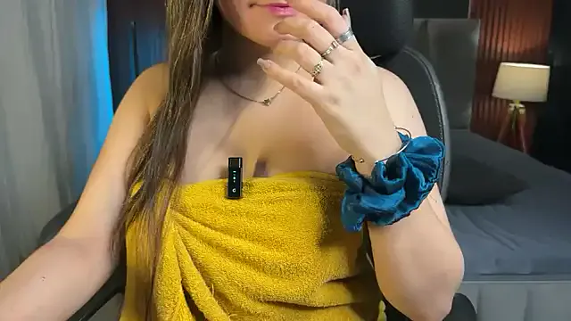 ClaudiaMarie – webcam model profile photo Image 13