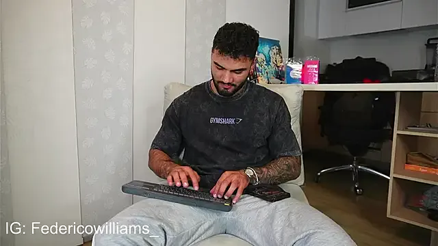 NoaMarin – webcam model profile photo Image 6