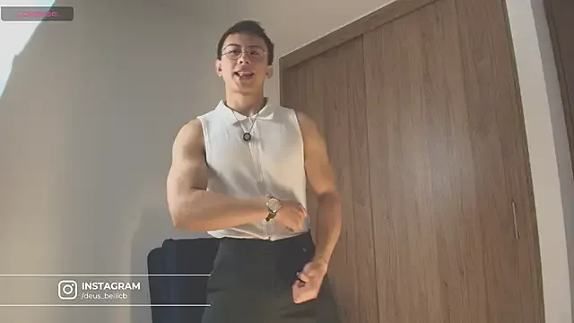 CassieGil – webcam model profile photo Image 4