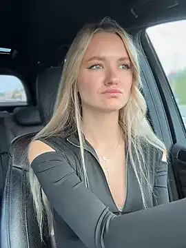 AnneRusel – webcam model profile photo Image 11