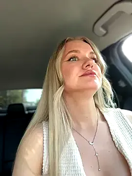 AnneRusel – webcam model profile photo Image 14