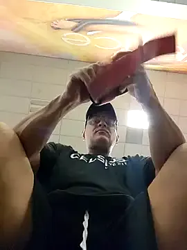 ROXSANNE – webcam model profile photo Image 9