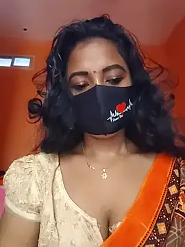 GoodGlamorGirl – webcam model profile photo Image 3