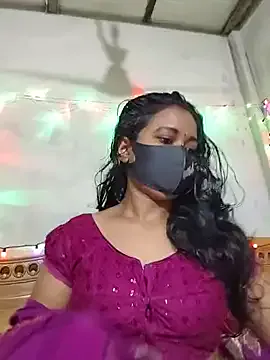 GoodGlamorGirl – webcam model profile photo Image 8