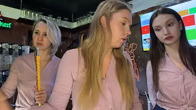 Noya – webcam model profile photo Image 18