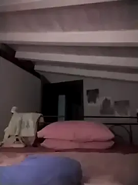 AllisonAdams – webcam model profile photo Image 11