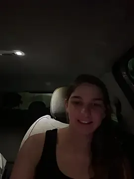 EllyJames – webcam model profile photo Image 2