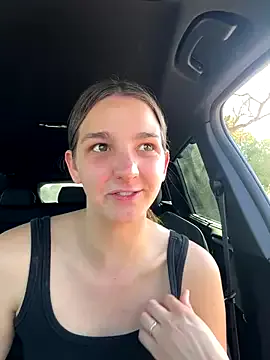 EllyJames – webcam model profile photo Image 8