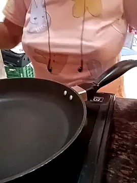 elizabethboltXXX – webcam model profile photo Image 18