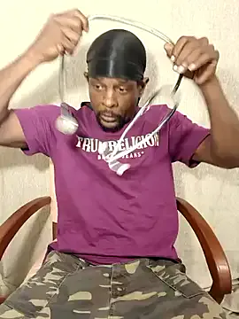 NoaRivas – webcam model profile photo Image 12