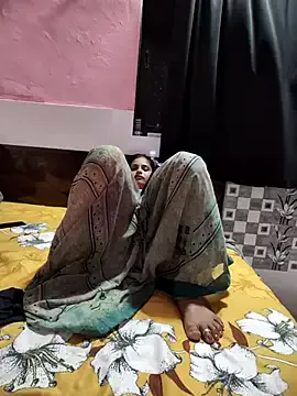 CarolineHailey – webcam model profile photo Image 13