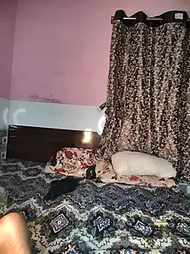 CarolineHailey – webcam model profile photo Image 18