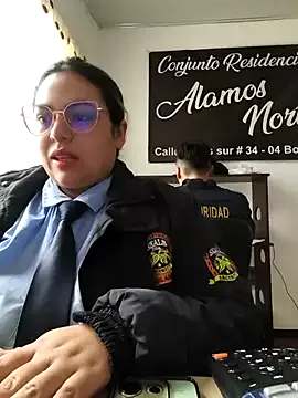 Julia-Sugar – webcam model profile photo Image 18