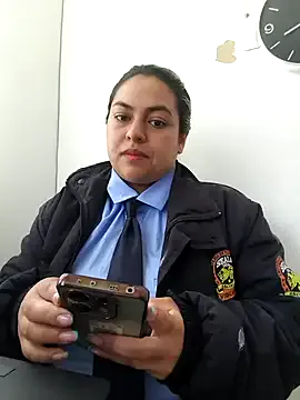 Julia-Sugar – webcam model profile photo Image 2