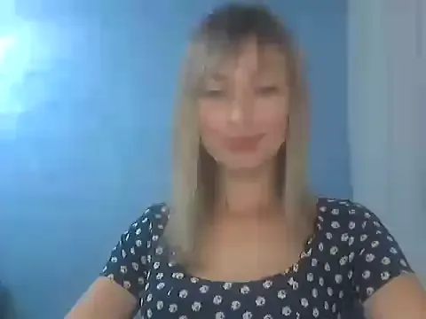 AmyBelmontt – webcam model profile photo Image 16