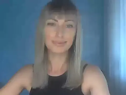 AmyBelmontt – webcam model profile photo Image 9