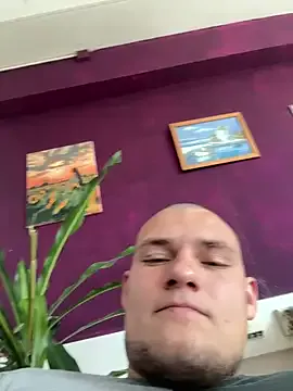 JadeMartinelli – webcam model profile photo Image 6