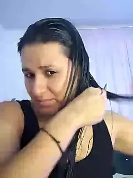 Clarckbella – webcam model profile photo Image 10