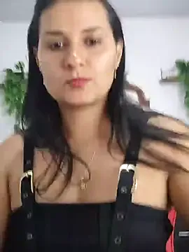 Clarckbella – webcam model profile photo Image 18