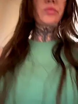 CHERRY_2HOT2HANDLE – webcam model profile photo Image 7