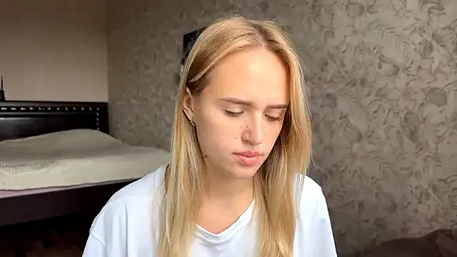 AlessiaRou – webcam model profile photo Image 5