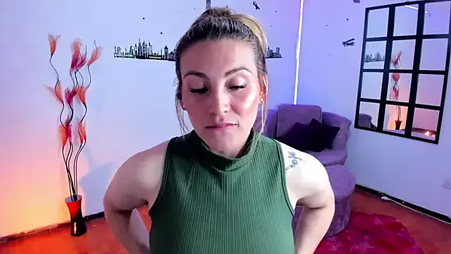 SkyLumen – webcam model profile photo Image 11