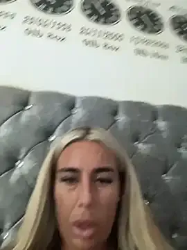 Alice_Haaze – webcam model profile photo Image 18