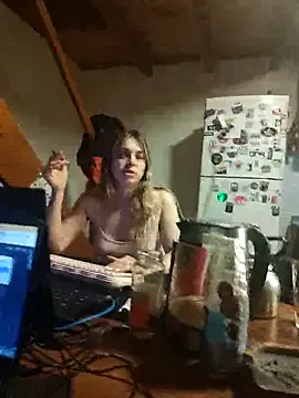 SashCarter – webcam model profile photo Image 15