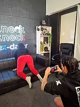 SashCarter – webcam model profile photo Image 17