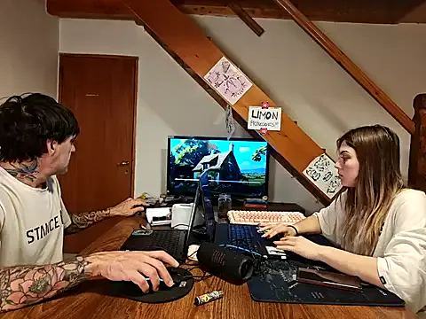 SashCarter – webcam model profile photo Image 5