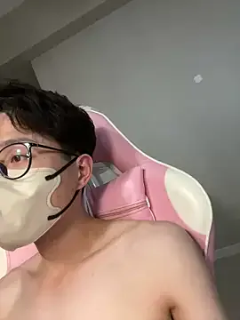 Noya – webcam model profile photo Image 6