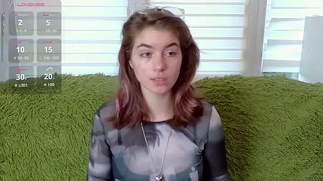 AmyBelmontt – webcam model profile photo Image 18