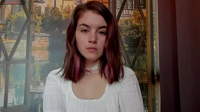 AmyBelmontt – webcam model profile photo Image 7