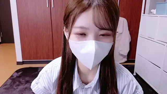 CheerryX – webcam model profile photo Image 3