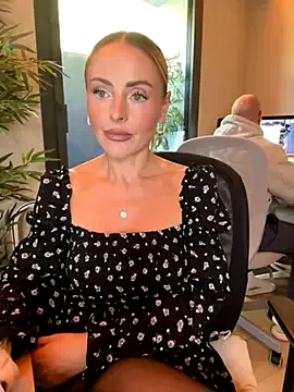 Donovan_Desmond – webcam model profile photo Image 18