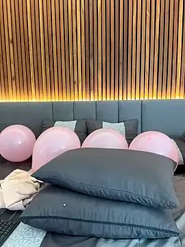 AmyBelmontt – webcam model profile photo Image 4