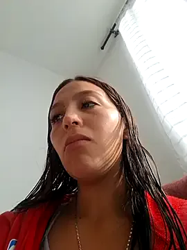 EllaMae – webcam model profile photo Image 9