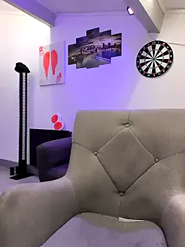 XxAlliGirlNextDoor – webcam model profile photo Image 7