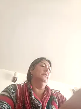 Noya – webcam model profile photo Image 17