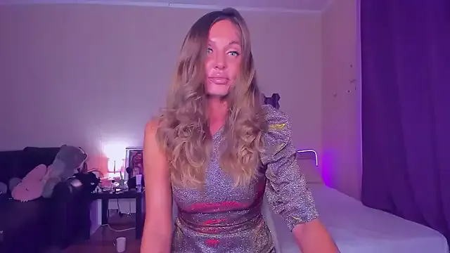 ChloeeGill – webcam model profile photo Image 9