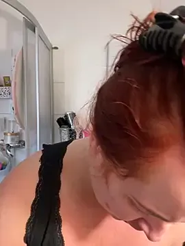 ChloeeGill – webcam model profile photo Image 15